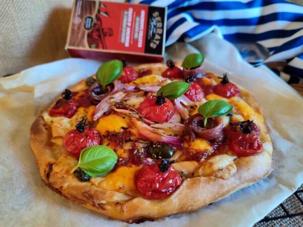 Mini pizzas caseras a los 3 quesos con anchoas del Cantábrico